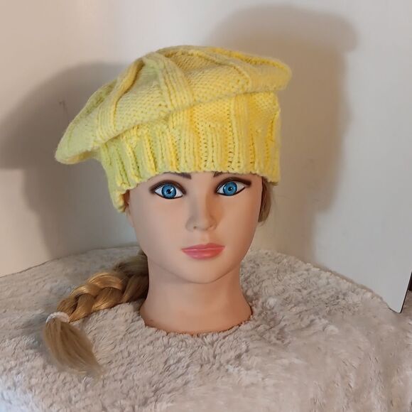 Yellow Knit Beret - Picture 1 of 7